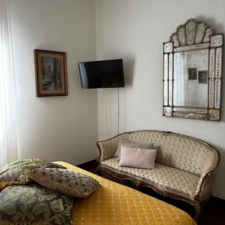 Albrizzi Charme Apartment *